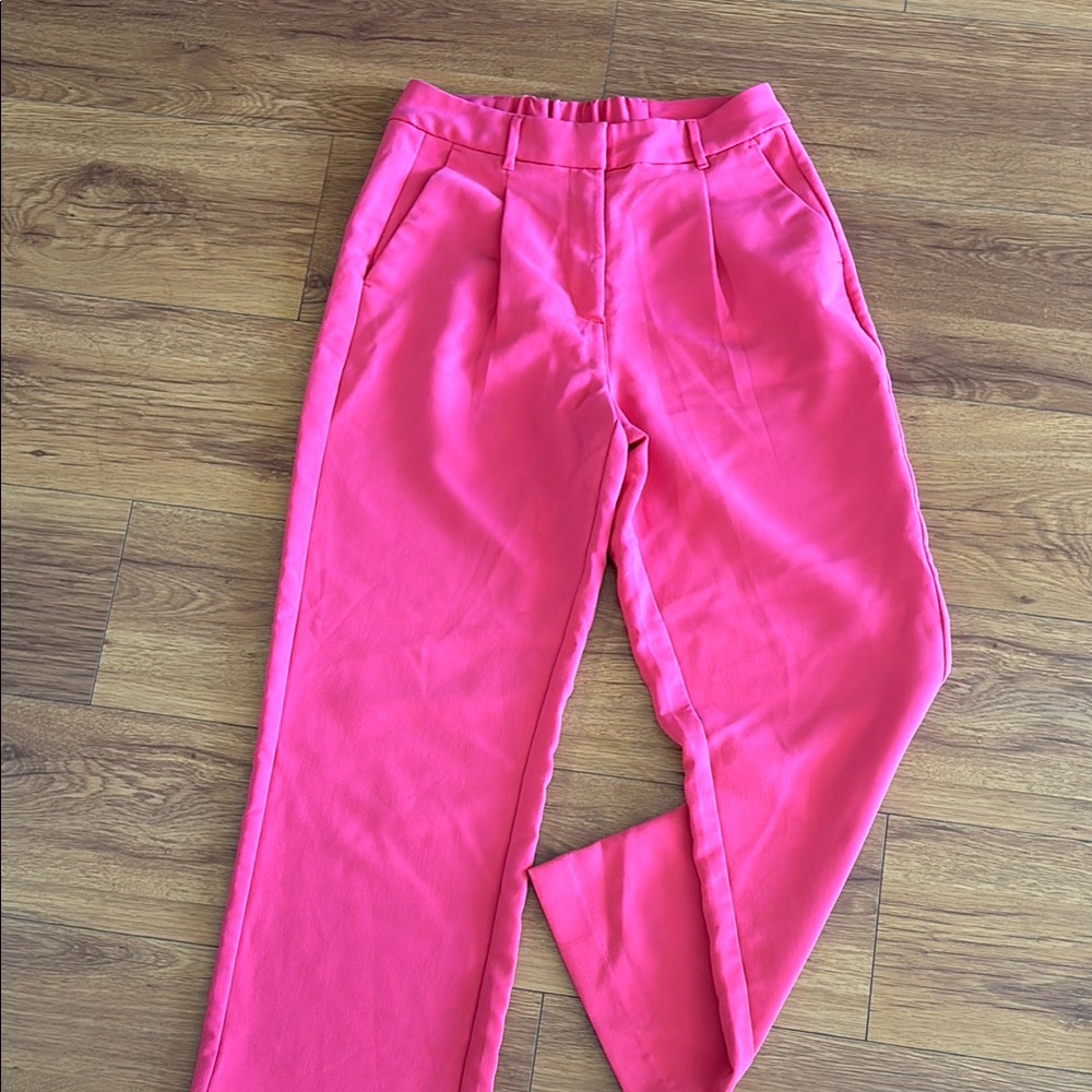 Like new pink Women's trousers